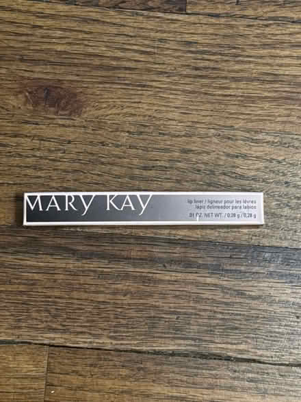 Photo of free Medium Nude - Mary Kay Lip Liner (Clason Point Bronx NY) #1