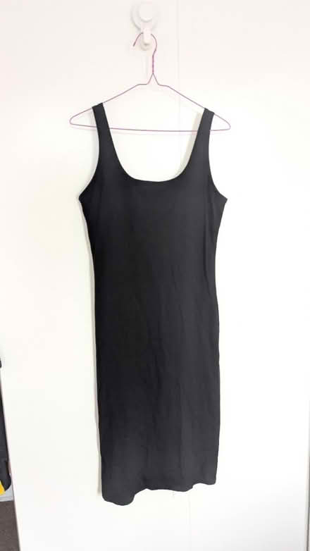 Photo of free Black dress (CR0) #1