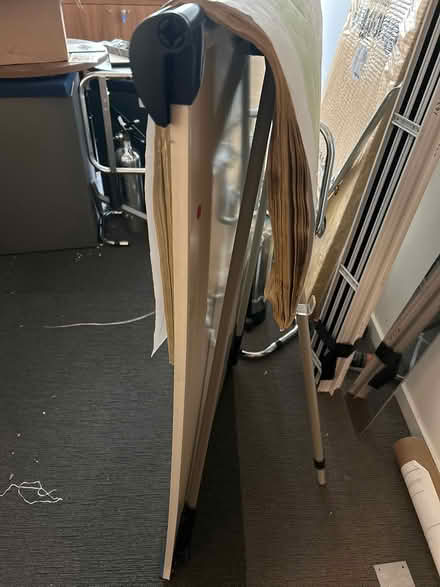 Photo of free One flip chart with paper (W2 2ET) #2