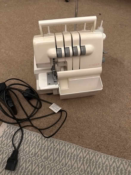 Photo of free Singer overlocker (Farnborough GU14) #1