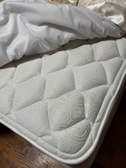 Photo of free Full sized bed (Near WOW outlets Greensburg) #1