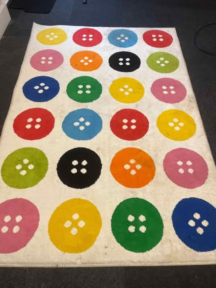 Photo of free Rug (Fetcham) #1