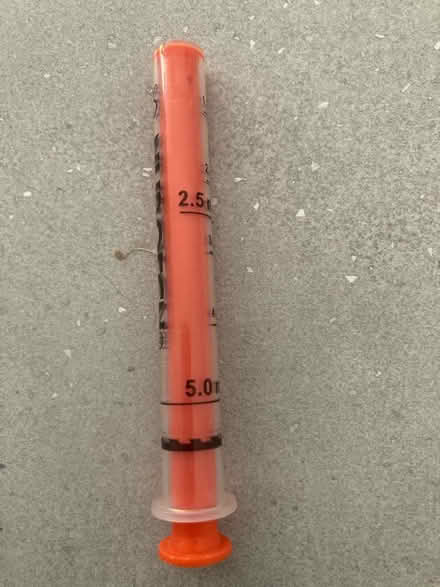 Photo of Neurofen measuring syringes (Bowerham LA1) #1