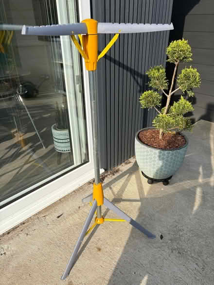 Photo of free Clothes drying rack for hangers (Burgess Hill RH15) #1