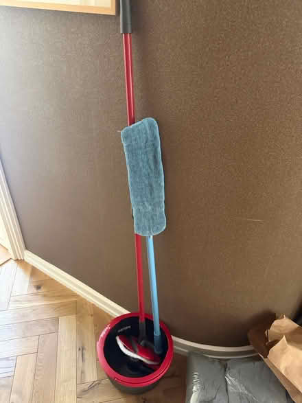 Photo of free Mops - Vileda and ecloth (Nw8) #1