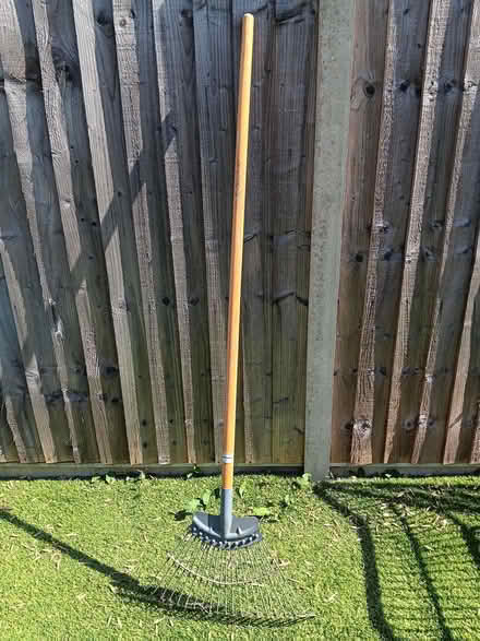 Photo of free Garden rake (Ladywell SE13) #1