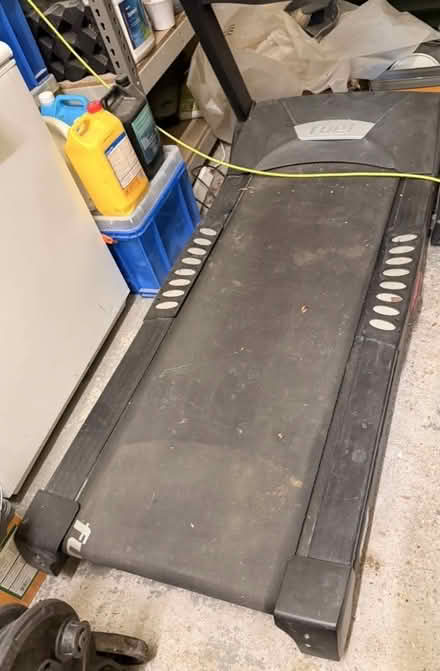 Photo of free Running machine (GU52) #4