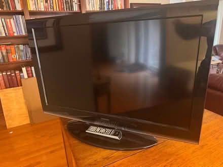 Photo of free 40” Toshiba HD TV with remote (Newmarket) #1