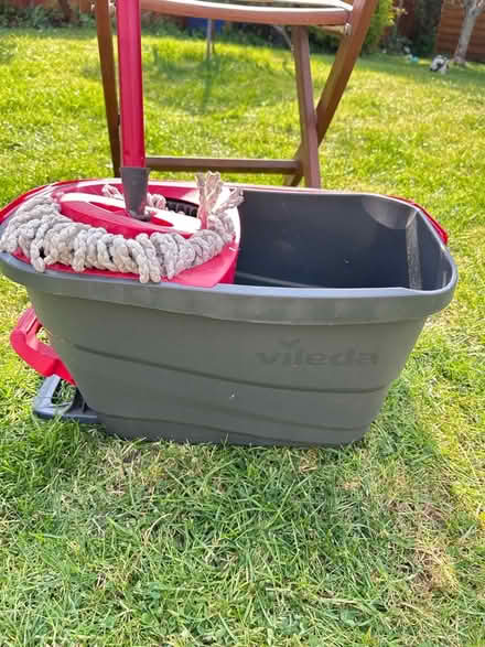 Photo of free Vileda mop and bucket (Rayleigh SS6) #2