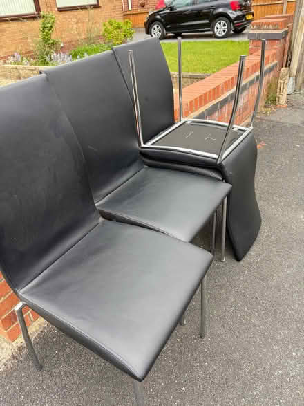 Photo of free 4 dining room chairs (Paddington WA1) #1