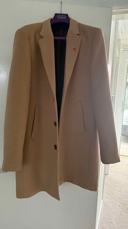 Photo of free Man’s coat (Sale M33) #1