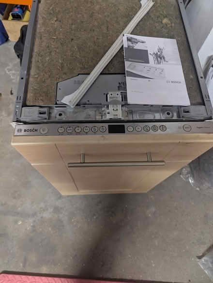 Photo of free Slim line integrated dishwasher (Bungay NR35) #3