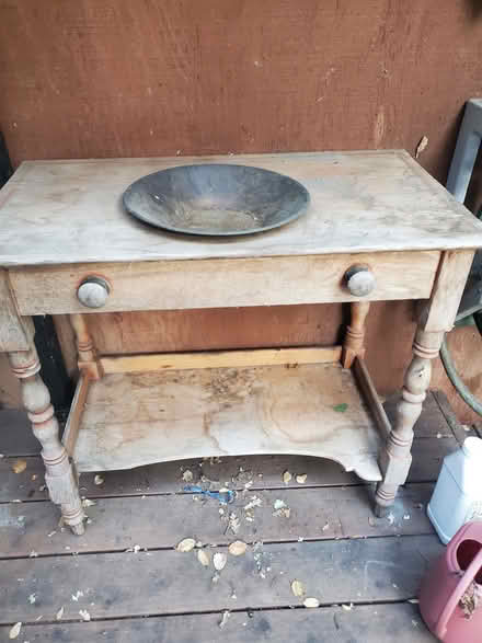 Photo of free Vintage wash stand (Byrd Ln., at Natoma, LAH 94022) #1