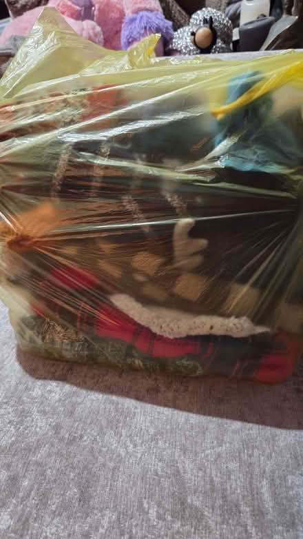 Photo of free Mens clothing 38/40 (Fleetwood FY7) #2