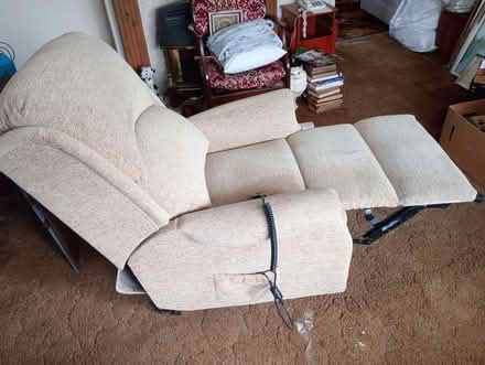 Photo of free Riser recliner chair (Bewdley DY12) #2