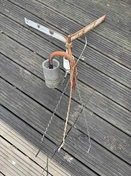 Photo of free Metal corner wall bracket (Kendal LA9) #3