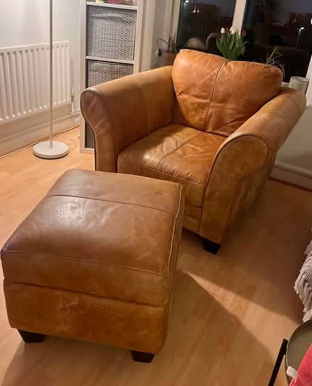 Photo of free Corner Sofa & Armchair and Footst (Se207df) #2