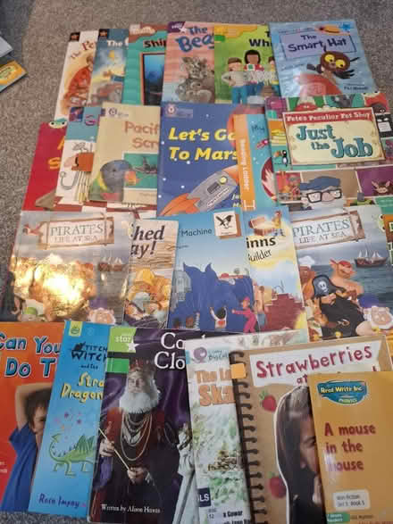 Photo of free Phonics Books (Horsham) #1