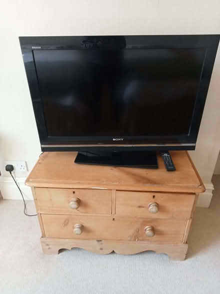 Photo of free Sony 32" (?) TV. (Drayton PO6) #1