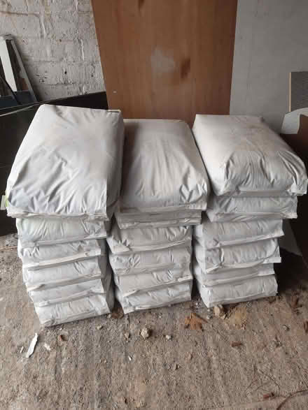 Photo of free 19 bags dry render unopened plus sundries (Saltburn by the Sea TS12) #4