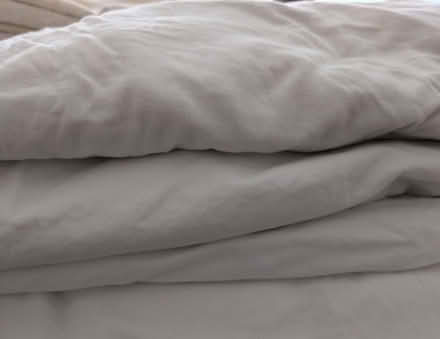 Photo of free Sheets and Towels (Millbank SW1P) #2