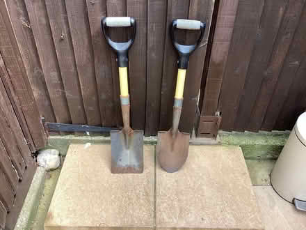 Photo of free Roughneck Spade and Shovel (Bearwood BH11) #1