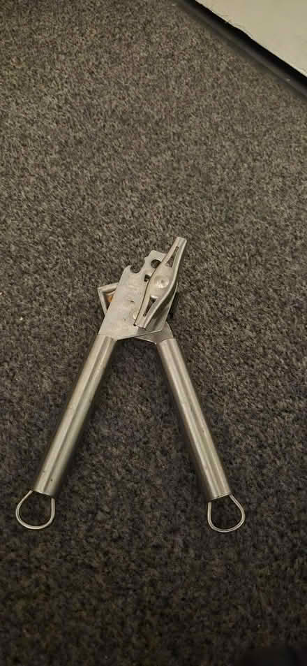 Photo of free Metal can opener (E17) #1