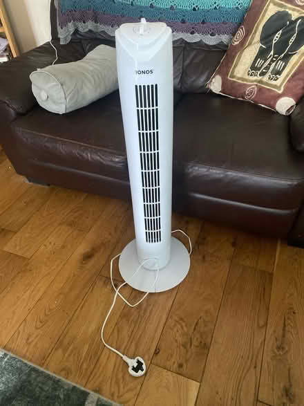 Photo of free Tower Fan (Cheshunt En8) #1