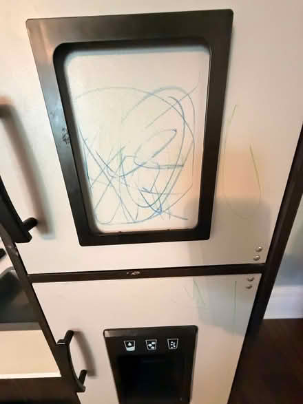 Photo of free Melissa & Doug play kitchen (hinsdale) #3