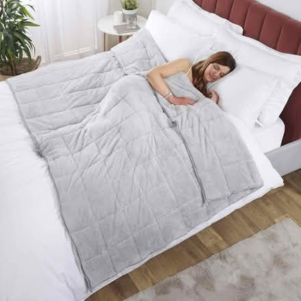 Photo of free weighted blanket (North Leigh, OX29) #2