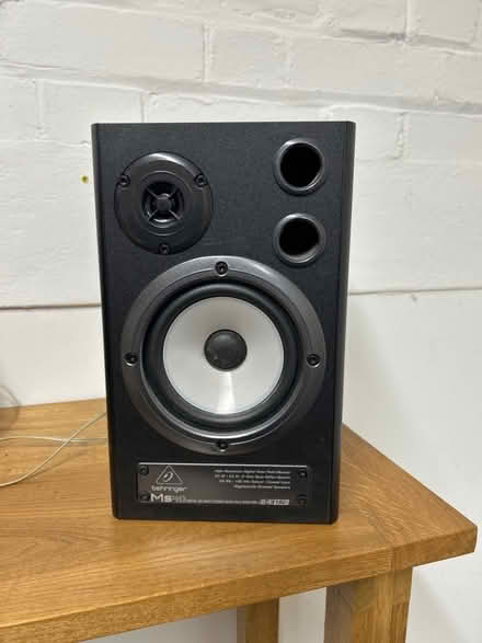Photo of free Beginner 40w monitor speakers (Haldens AL6) #4