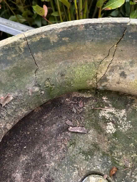 Photo of free Garden urn beautiful but cracked (Greystones S11) #2