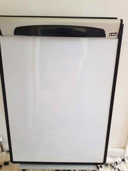 Photo of free Display / presentation board (Kendal LA9) #1