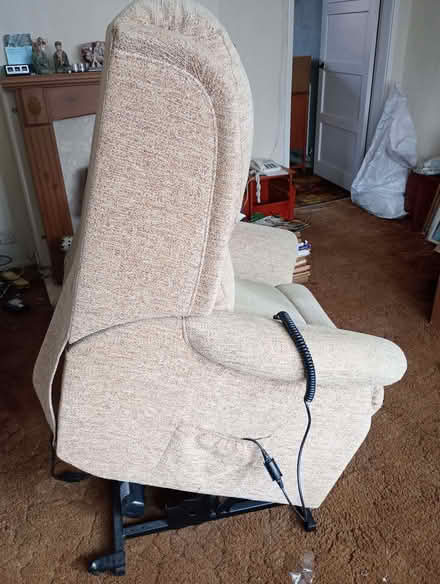Photo of free Riser recliner chair (Bewdley DY12) #3