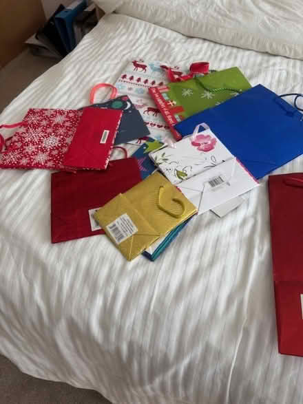 Photo of free Various gift bags (Basildon SS16) #1