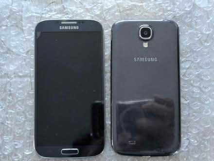 Photo of free 2x Samsung phones (Aylesford) #2