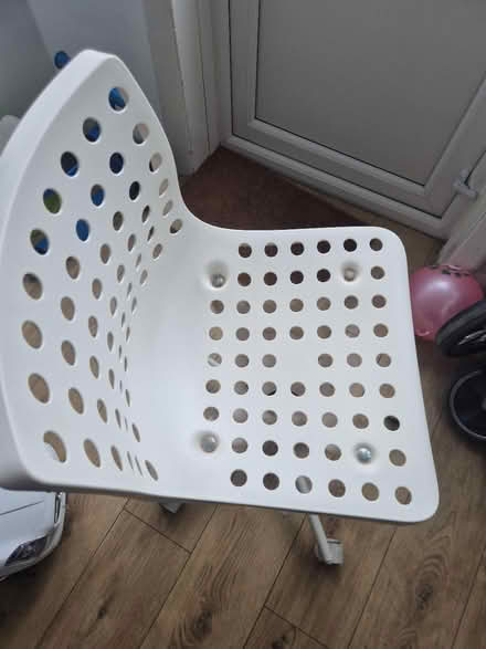 Photo of free Chair (B42 1SY) #2