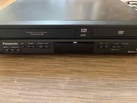Photo of free DCD/VHS Combo player (Harbor Bay) #1