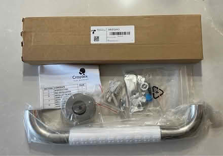 Photo of free Bathroom non-slip handle (Meadowtown SY5) #1