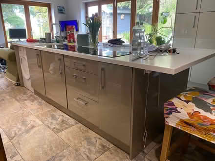 Photo of free Kitchen drawer and door fronts (Heath and Reach LU7) #1
