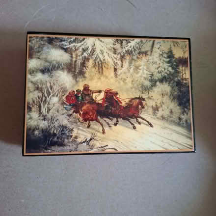 Photo of free Small box with horse scene (Emmbrook RG41) #1