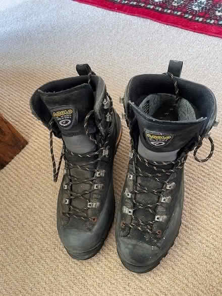 Photo of free Ski boots (Lyncombe BA2) #1