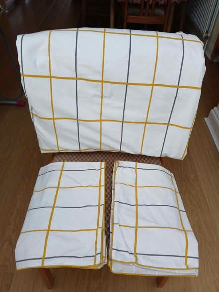 Photo of free 3 King size duvet & pillow sets. (Twydall ME8) #3