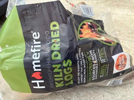Photo of free 4 Kiln dried logs (Burgess Hill RH15) #2
