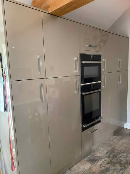 Photo of free Kitchen drawer and door fronts (Heath and Reach LU7) #3