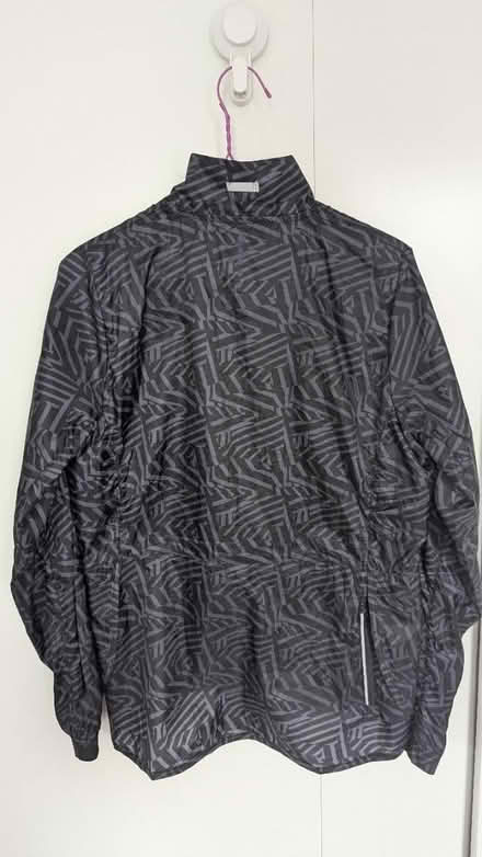 Photo of free Running jacket (CR0) #2