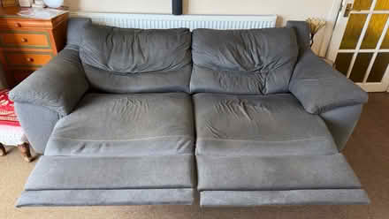 Photo of free Recliner Sofa (Welling DA16) #3