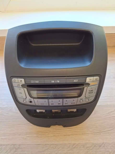 Photo of free Citroen C1 Radio/CD Player! (CT5) #2