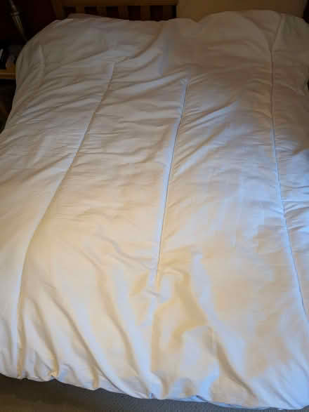 Photo of free Slumberdown 13.5 tog Double duvet (Southwark SE1) #1