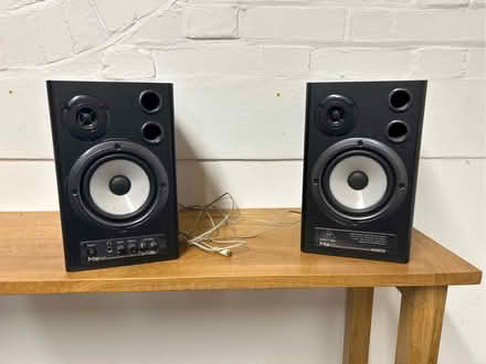 Photo of free Beginner 40w monitor speakers (Haldens AL6) #2